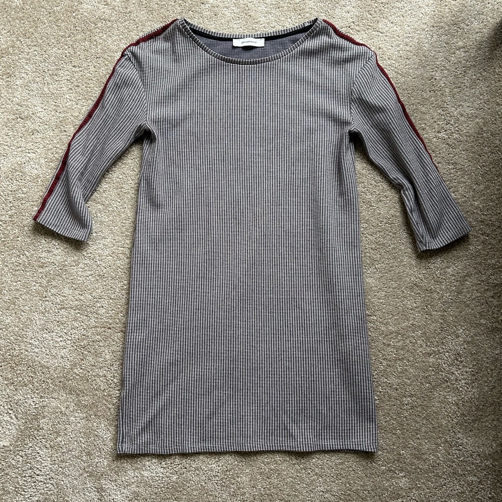 Mini dress with dog-tooth check